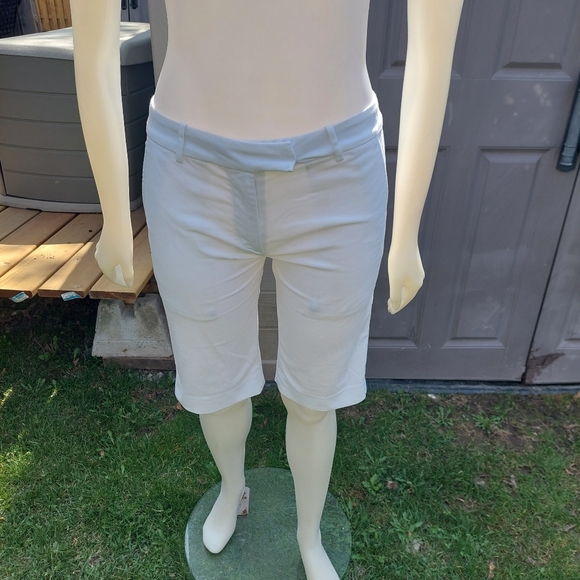 Capris - Picture 4 of 5